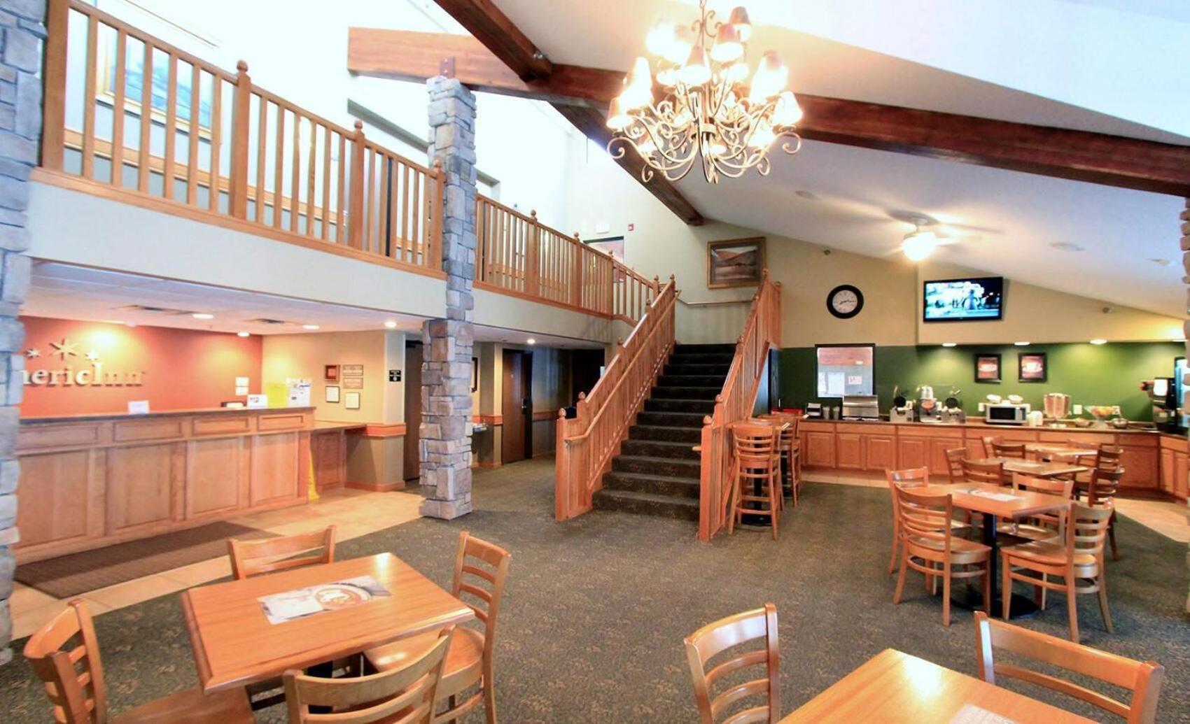 Americinn By Wyndham Cedar Rapids Airport Eksteriør billede