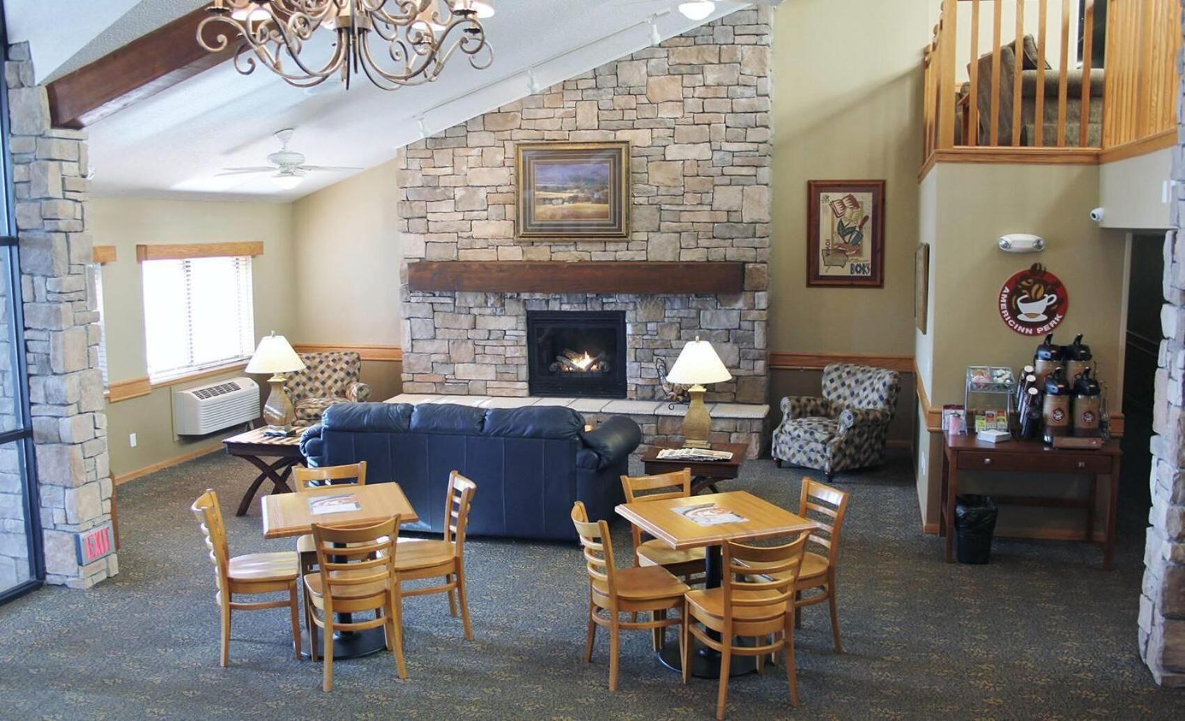 Americinn By Wyndham Cedar Rapids Airport Eksteriør billede